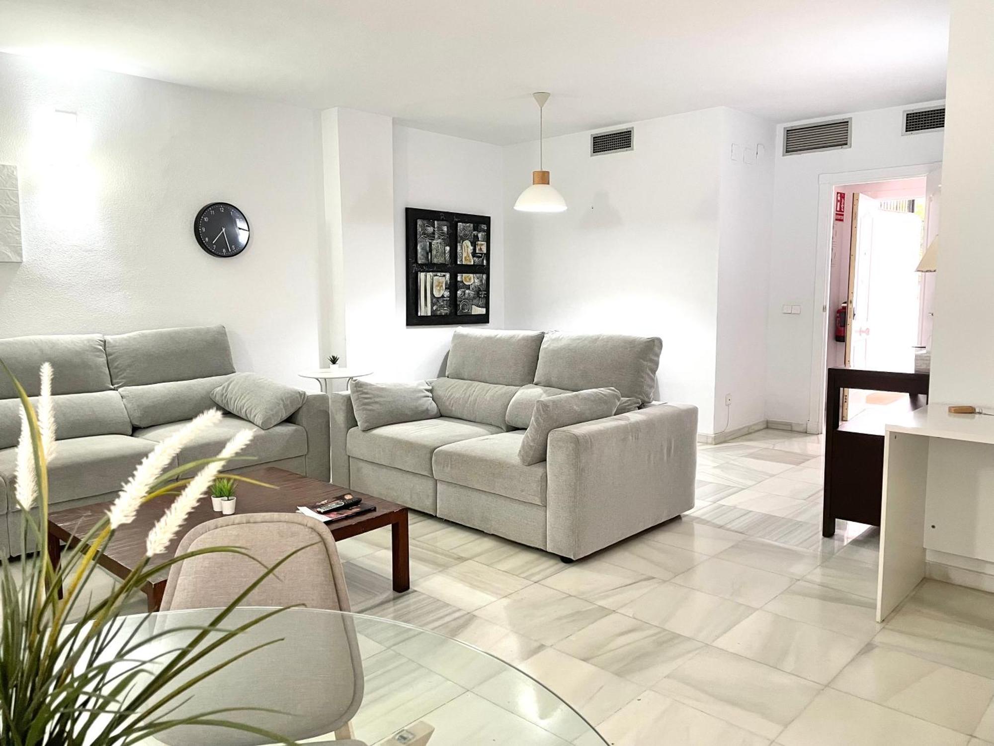 Apartamentos y casas SERINAMAR- Banús, Marbella Exterior foto