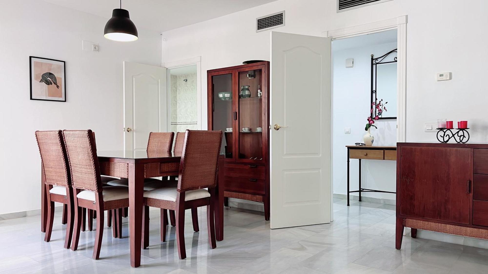 Apartamentos y casas SERINAMAR- Banús, Marbella Habitación foto
